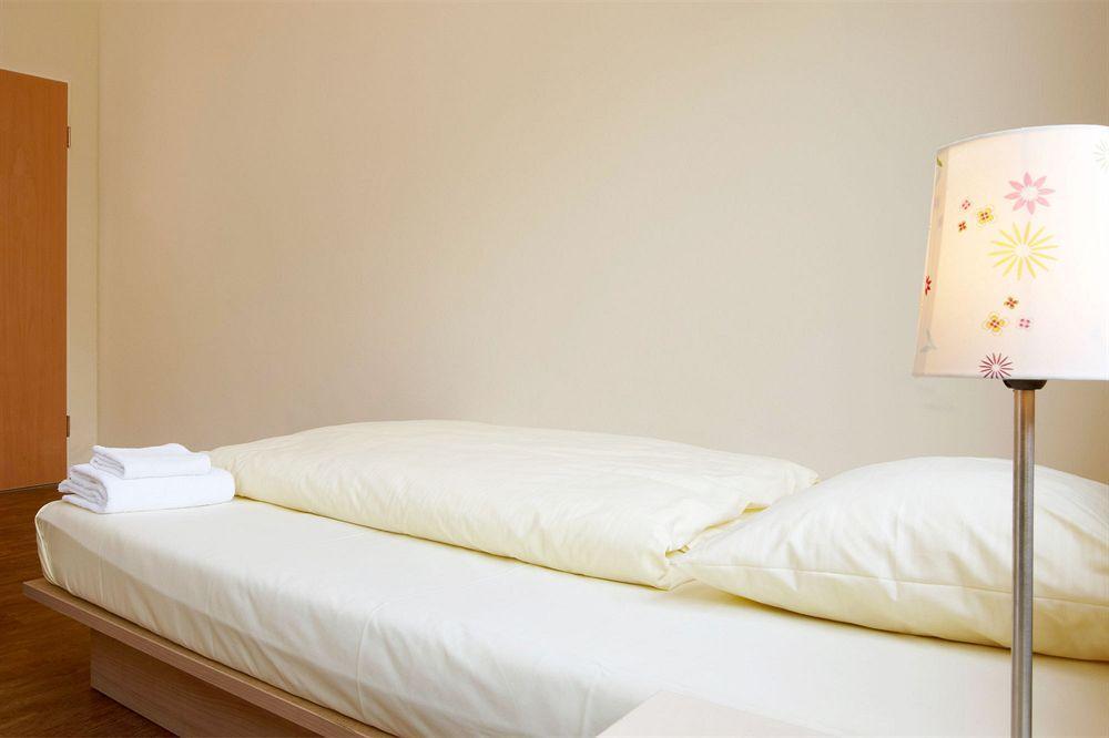 Smart Stay - Hostel Munich City Eksteriør billede