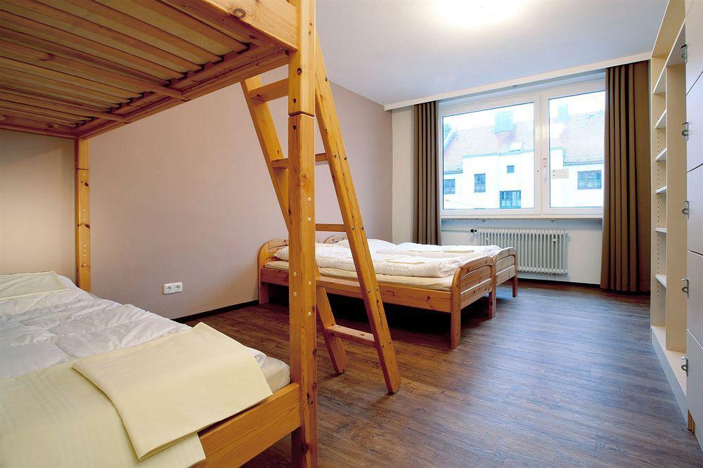 Smart Stay - Hostel Munich City Eksteriør billede