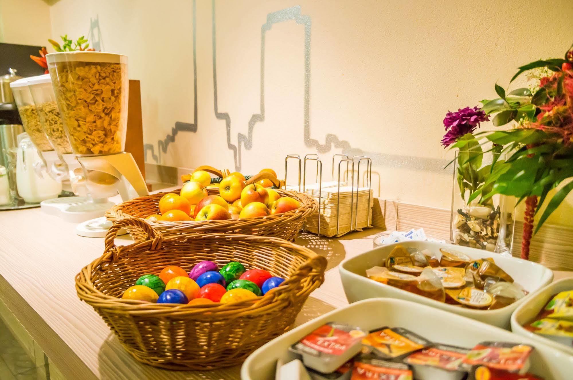 Smart Stay - Hostel Munich City Eksteriør billede